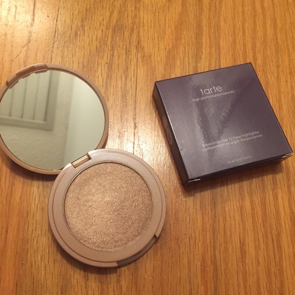 Tarte Amazonian Clay Highlighter FULL SIZE - Picture 2 of 3